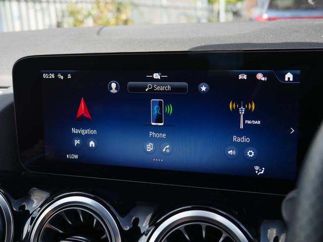MERCEDES-BENZ Gla Photo 20