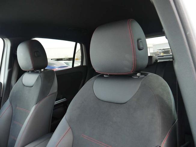 MERCEDES-BENZ Gla Photo 45