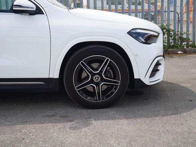 MERCEDES-BENZ Gla Photo 6