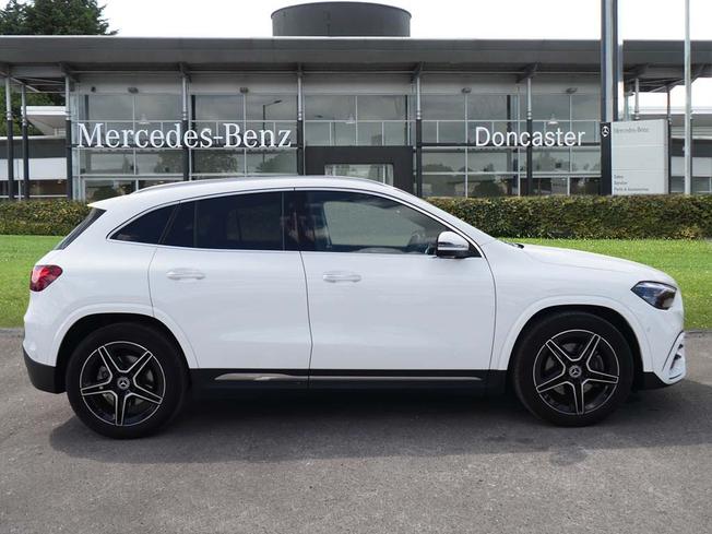 MERCEDES-BENZ Gla Photo 7
