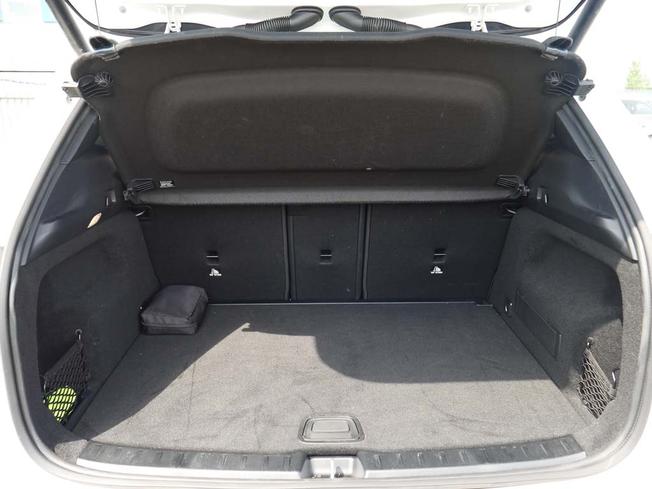 MERCEDES-BENZ Gla Photo 9