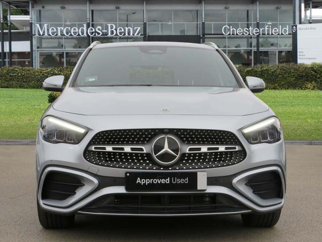 MERCEDES-BENZ GLA Photo 10