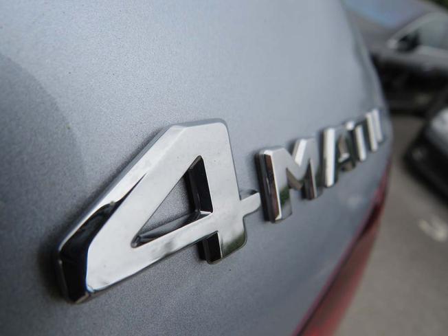 MERCEDES-BENZ GLA Photo 18