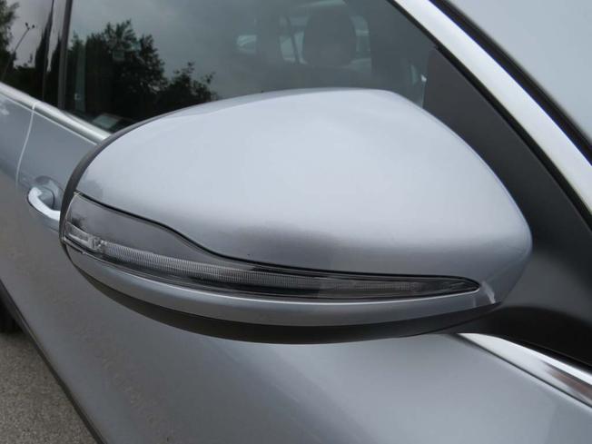 MERCEDES-BENZ GLA Photo 23