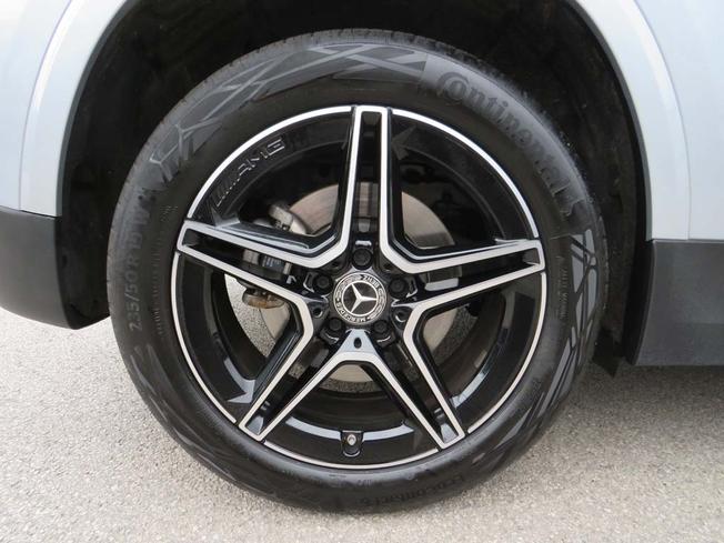 MERCEDES-BENZ GLA Photo 6
