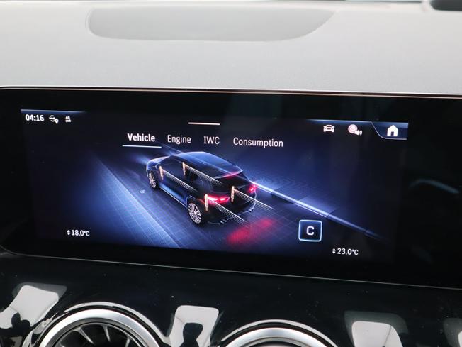 MERCEDES-BENZ GLA Photo 40