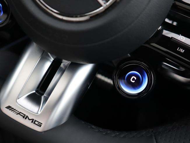 MERCEDES-BENZ GLA Photo 43