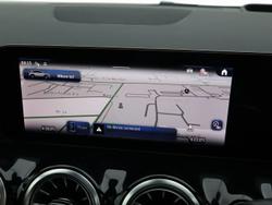 MERCEDES-BENZ GLA Photo 5