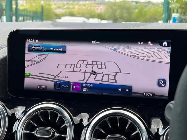 MERCEDES-BENZ Gla Photo 28