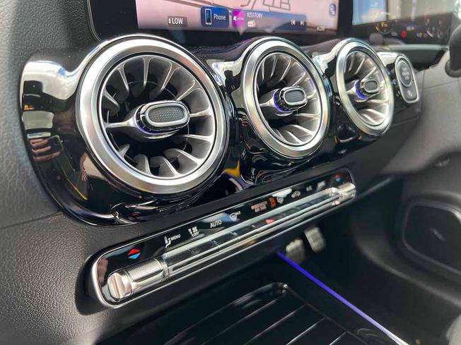 MERCEDES-BENZ Gla Photo 45