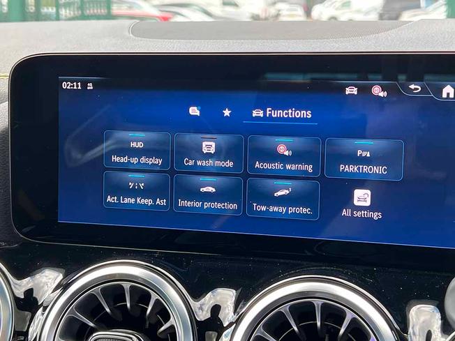 MERCEDES-BENZ Gla Photo 50
