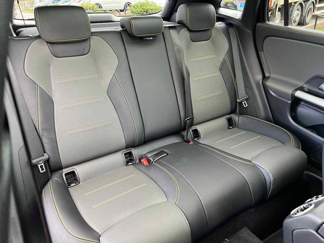 MERCEDES-BENZ Gla Photo 8
