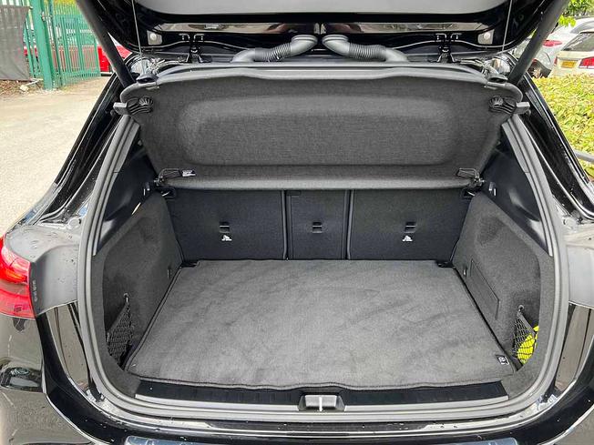 MERCEDES-BENZ Gla Photo 9