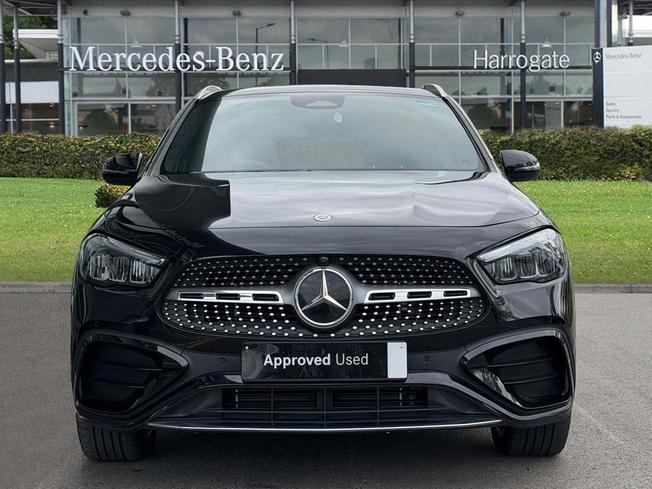 MERCEDES-BENZ GLA Photo 10