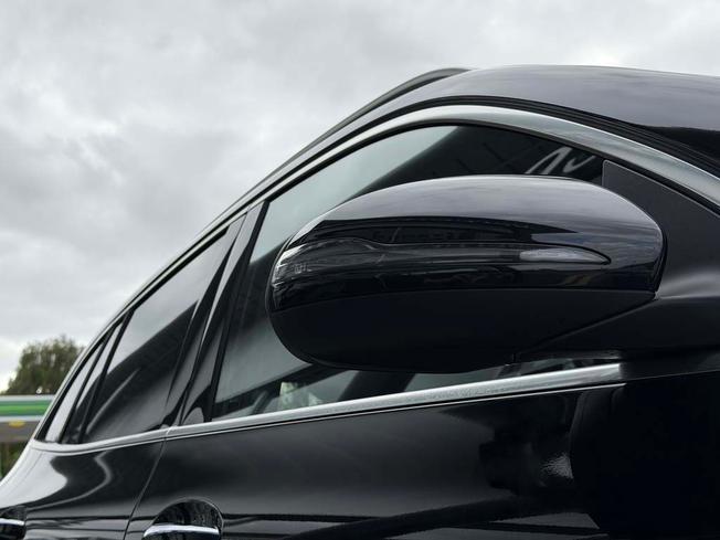MERCEDES-BENZ GLA Photo 14
