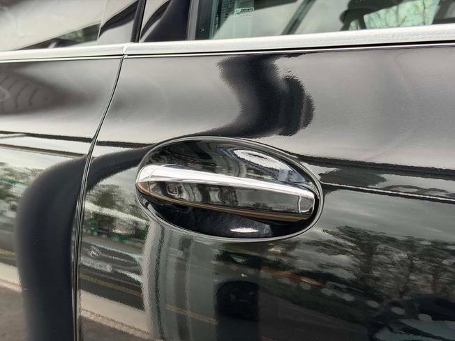 MERCEDES-BENZ GLA Photo 16