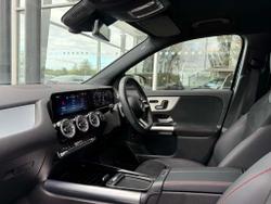 MERCEDES-BENZ GLA Photo 3