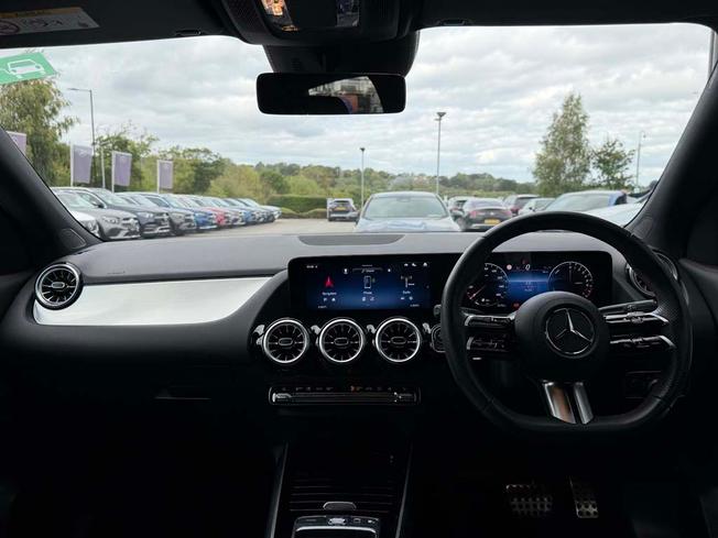 MERCEDES-BENZ GLA Photo 43