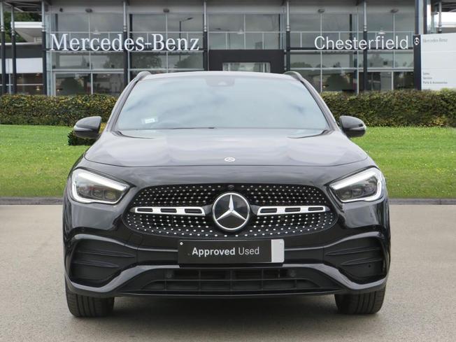 MERCEDES-BENZ GLA Photo 10