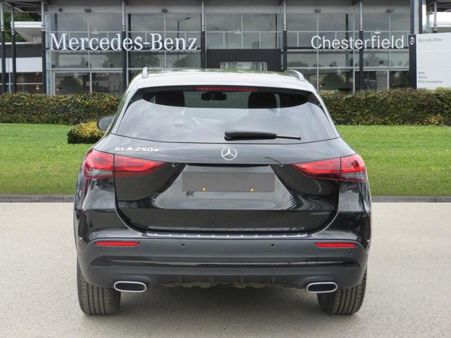 MERCEDES-BENZ GLA Photo 11