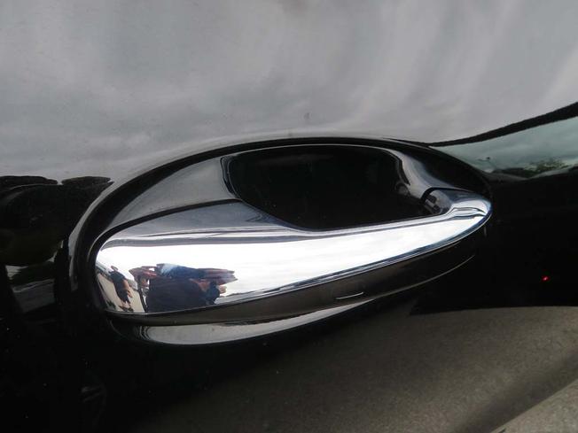 MERCEDES-BENZ GLA Photo 18