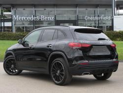 MERCEDES-BENZ GLA Photo 2