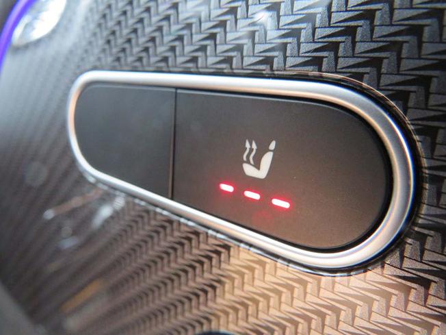 MERCEDES-BENZ GLA Photo 29