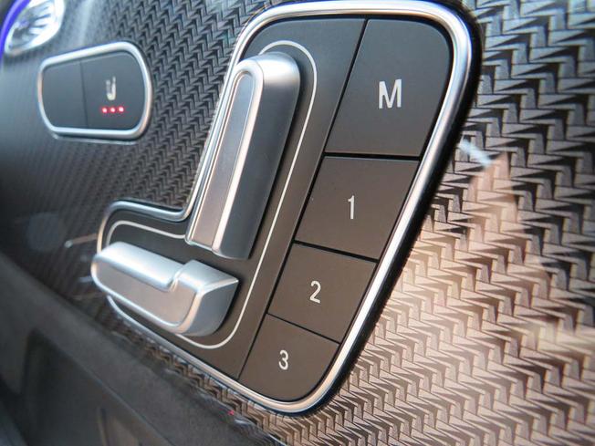 MERCEDES-BENZ GLA Photo 30