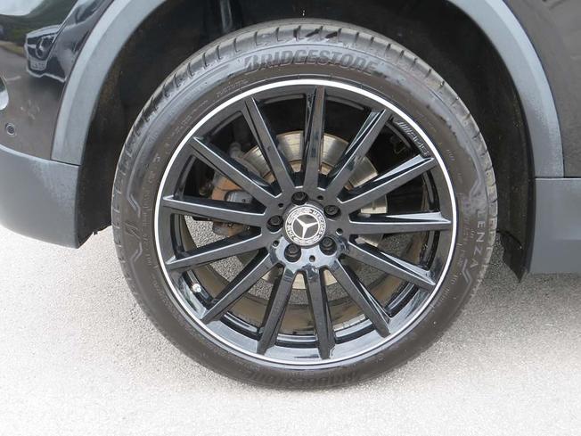 MERCEDES-BENZ GLA Photo 6
