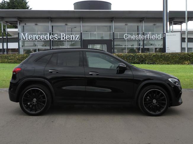MERCEDES-BENZ GLA Photo 7