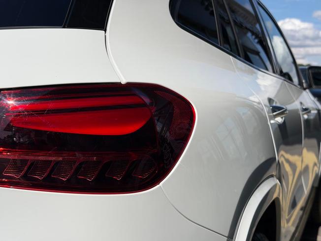 MERCEDES-BENZ GLA Photo 18