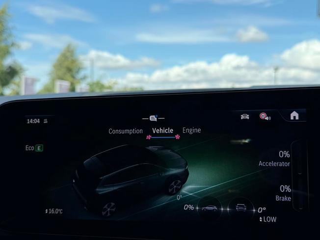 MERCEDES-BENZ GLA Photo 39