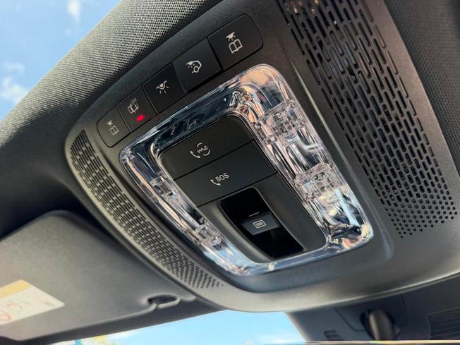 MERCEDES-BENZ GLA Photo 41