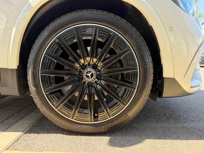 MERCEDES-BENZ GLA Photo 6