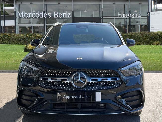 MERCEDES-BENZ GLA Photo 10