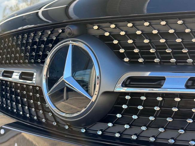 MERCEDES-BENZ GLA Photo 14