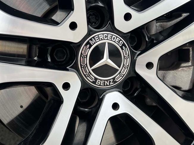 MERCEDES-BENZ GLA Photo 15