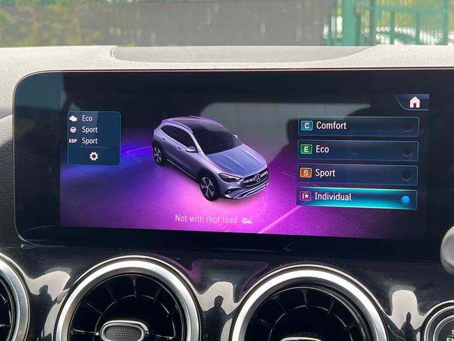 MERCEDES-BENZ GLA Photo 30