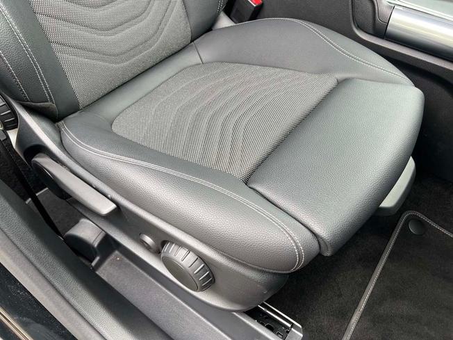 MERCEDES-BENZ GLA Photo 37