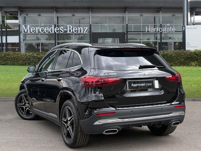 MERCEDES-BENZ Gla Photo 2