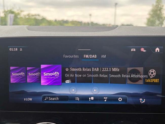 MERCEDES-BENZ Gla Photo 29
