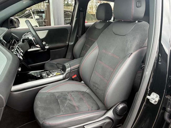 MERCEDES-BENZ Gla Photo 3