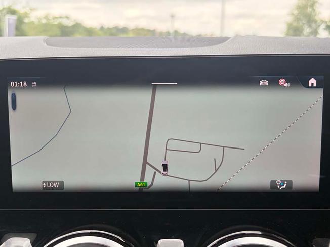 MERCEDES-BENZ Gla Photo 30