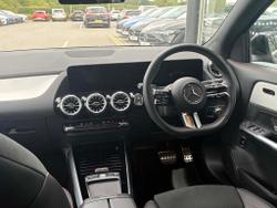 MERCEDES-BENZ Gla Photo 5