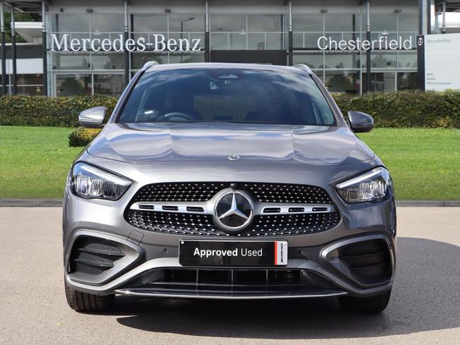 MERCEDES-BENZ GLA Photo 10