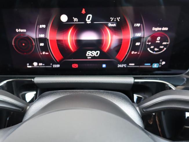 MERCEDES-BENZ GLA Photo 22