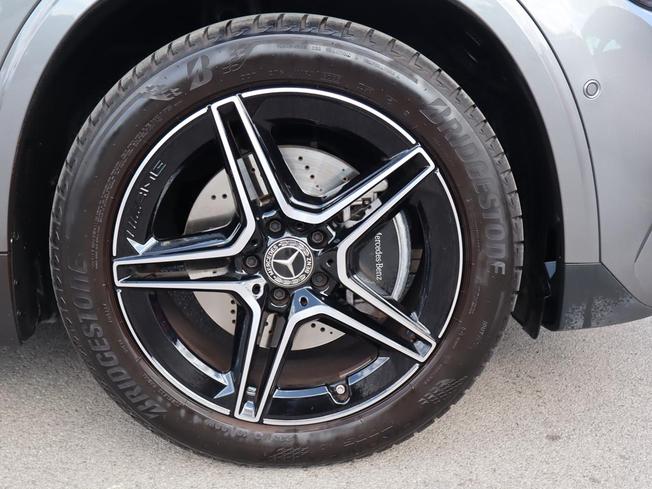 MERCEDES-BENZ GLA Photo 6