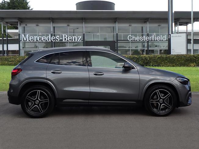MERCEDES-BENZ GLA Photo 7