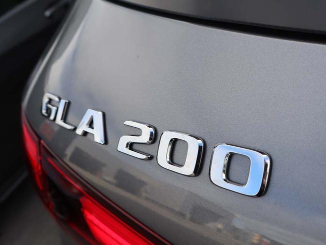 MERCEDES-BENZ GLA Photo 19