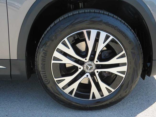 MERCEDES-BENZ GLA Photo 12